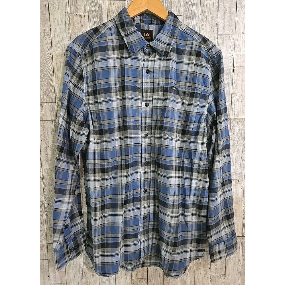 Lee Shirt Mens MEDIUM Extreme Motion Regular Fit Button Down Blue Plaid NEW